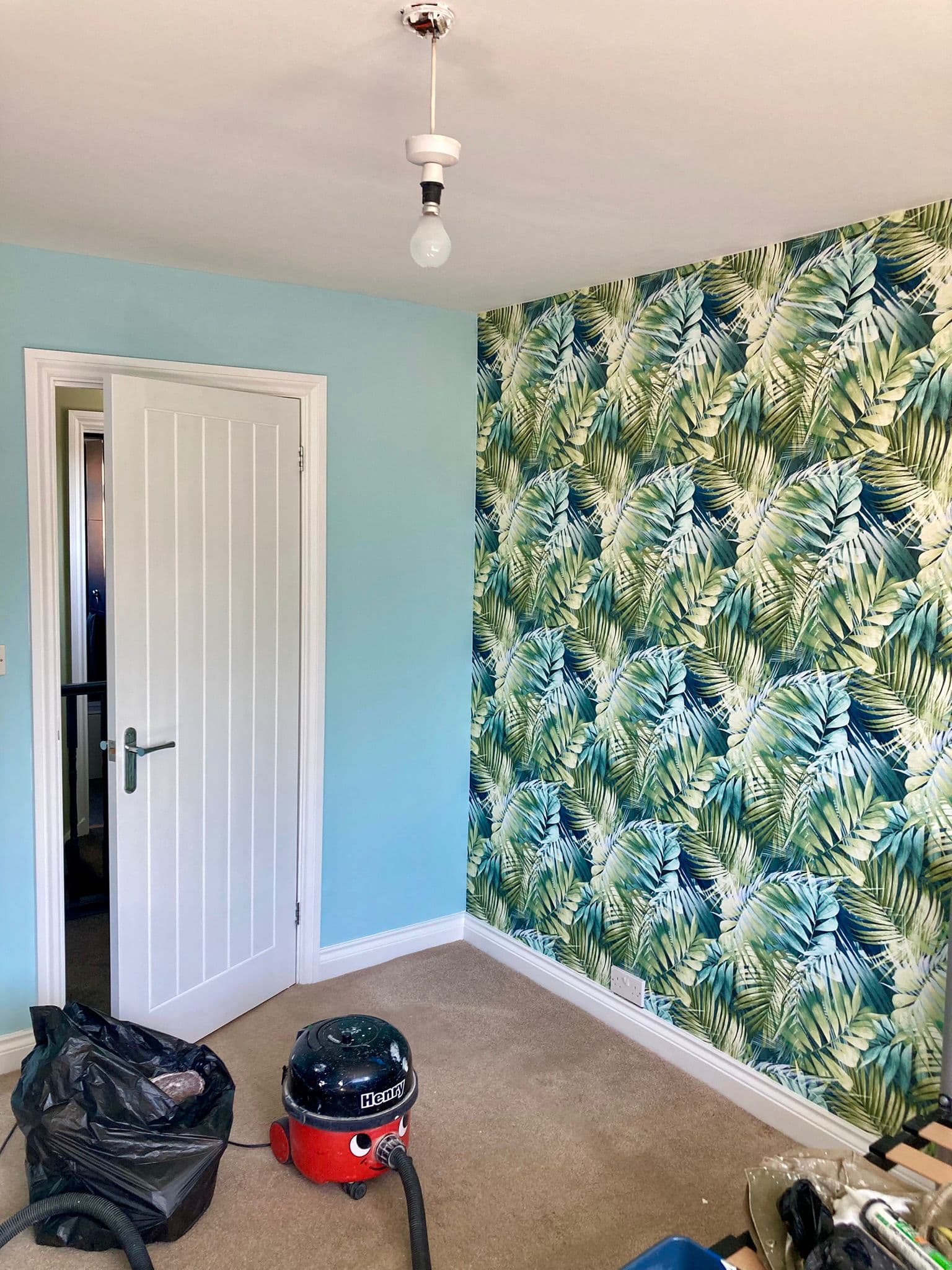 Bedroom wallpaper